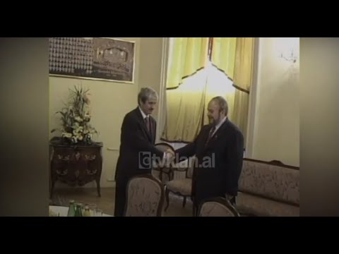 Kryeministri Nano në takim me kryeministrin e Sllovakisë (20 Mars 2004)