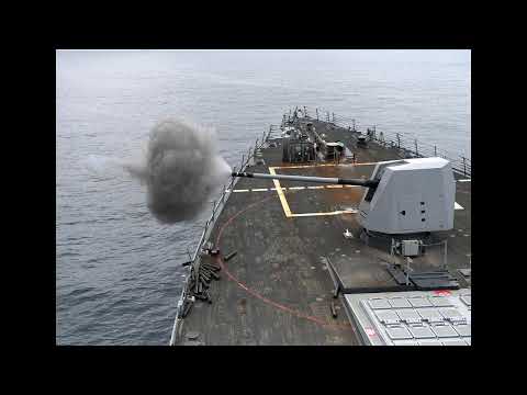 Megaflota estadounidense en Ormuz