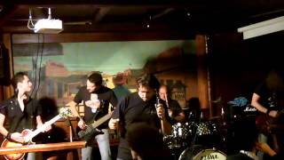Curb Nickelback Tribute - Yanking Out My Heart live@Dakota Pub 30.09.2011.m4v