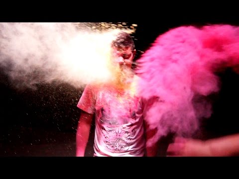 Colours Of FreeRunning - Color Powder Parkour and FreeRunning
