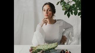 Carola Ortiz canta per Núvol una cançó de 'Pecata beata'