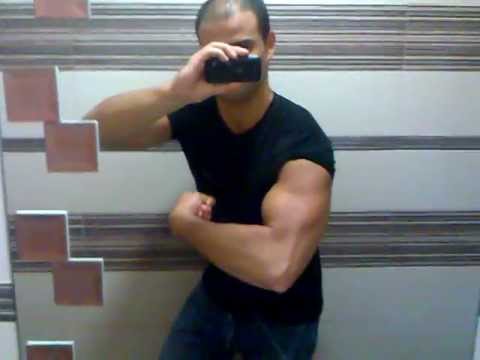 Arm posing at 47 cm - 84 kg