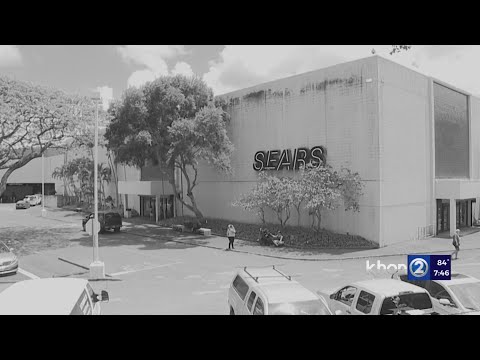 Unexplained encounters that haunt a busy Oahu shopping mall