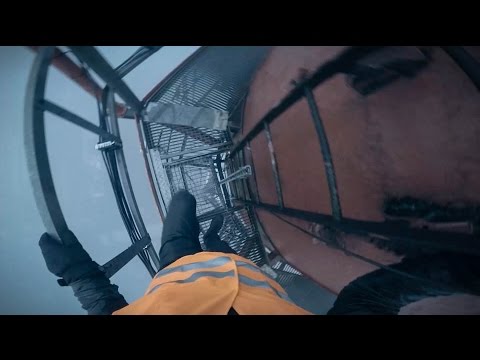 CHIMNEY CLIMB AND FIREWORKS PRANK | 120m |