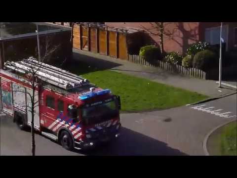 Opkomst en uitruk prio 1 Brandweer Krommenie 2 keer en lichtshowtje van 8037  Wormerveer kazerne