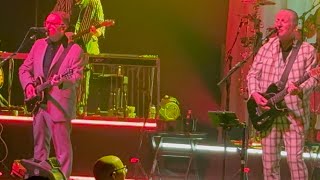 Squeeze - Annie Get Your Gun