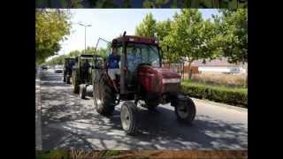 preview picture of video 'Tractorada contra los bajos precios de la uva. Villarrobledo 03-09-2014'