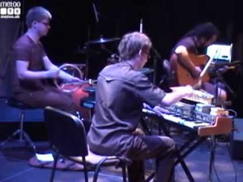 Plastic Swans - Lost (Voices Live)