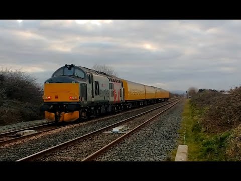 Prestatyn 21.2.2018 - Europheonix 37611 Pegasus on Network Rail test train