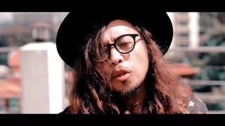 The Edralins - Never let you go (Official Music Video)