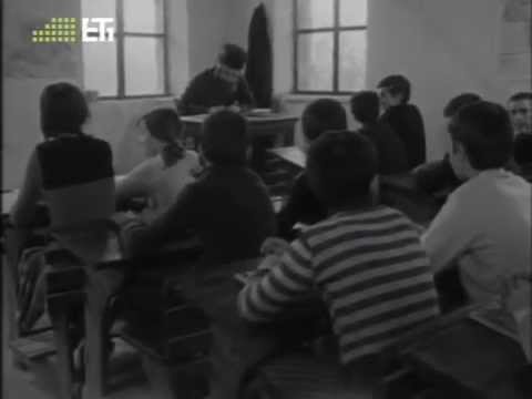 Ο Πάπα Τσιάφης δάσκαλος - Ο φωτογράφος του Χωριού