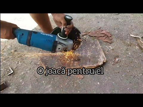 MAKITA KAMPINIS ŠLIFULĖLIS 230mm 2400W GA9030RF01 video
