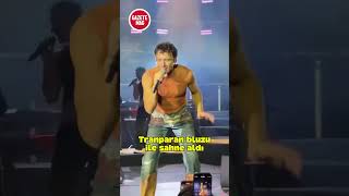 Download lagu Edis, Harbiye'deki konserinde tranparan bluzu ve kombiniyle ile dikkat çekti #magazin #haber #müzik mp3 Download lagu Edis, Harbiye'deki konserinde tranparan bluzu ve kombiniyle ile dikkat çekti #magazin #haber #müzik mp3