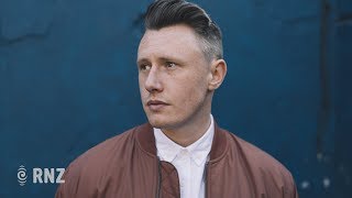 Louis Baker covers Prince&#39;s Purple Rain