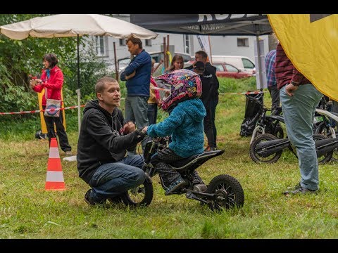 download lagu mp3 mp4 Stapro, download lagu Stapro gratis, unduh video klip Stapro