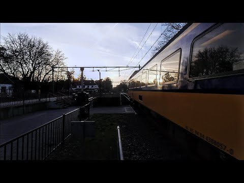 ICMm vs. Nunspeet Part 4: 9 cars storm off into the sunset @ 60 FPS - Fly-by -