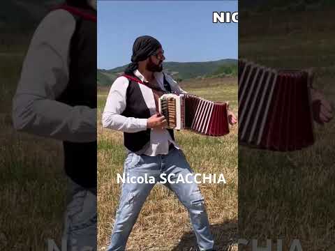 Piemontesina (valzer) Nicola SCACCHIA campione del mondo di organetto.