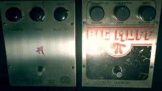 Video thumbnail for Electro-Harmonix Big Muff 3rd 1981 vs September Sound Fuzz | Sound Check【魔法の箱研究所】 by 魔法の箱研究所 - Stompbox Review Channel -