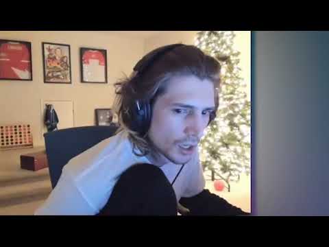 xQc instantly regrets this choice | Cyberpunk 2077