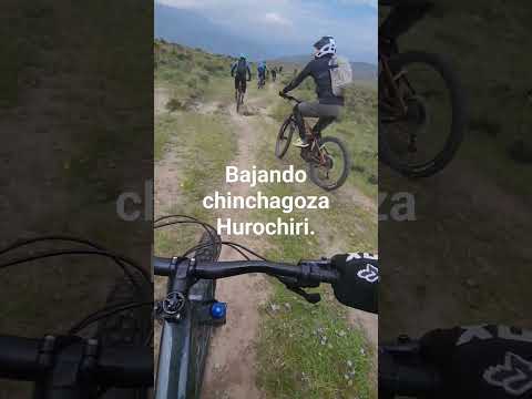 Bajando chinchagoza Huarochiri Lima. ciclismo Perú.