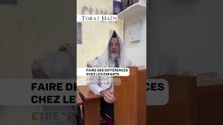 Faire des différences avec ses enfants et être leur “pote”