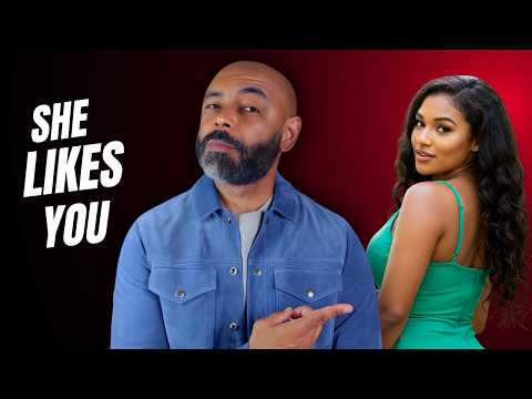 9 Small Signs A Woman LIKES YOU