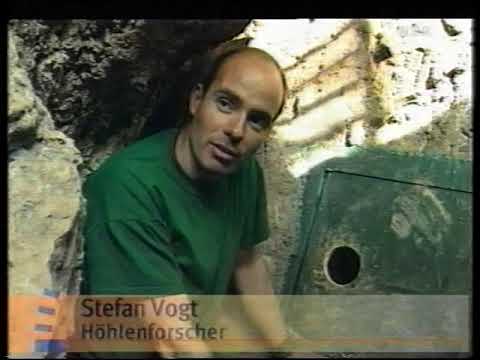 Tropfsteinraub aus Wuppertaler Höhle  (#574)