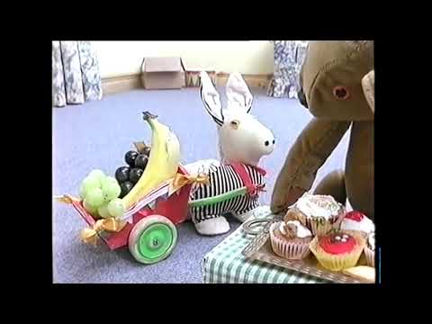 Old Bear Stories S2 E12 (Market Day)