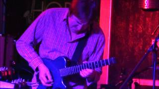 Allan Holdsworth's concert in Houston, TX Nov 15 2011 (RED ALERT)