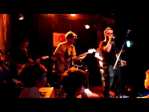 AVÉ DELØN - DECIR LO QUE DEBO (LIBARIO BAR 29-08-15)