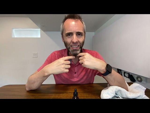 Best Organic Beard Oil for Men - product in use