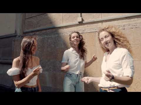 Amelie Acoustic Trio - Accentuate The Positive