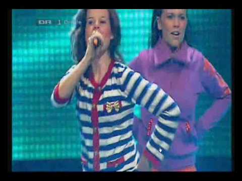 MGP 2009 - Denmark - PelleB & Freja - Kun Min