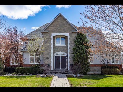 101 Sandcherry Court, Pickering