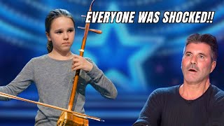 Download lagu Everyone Was STUNNED: Orphan Girl Plays Erhu - O Sole Mio and Everyone Cries mp3