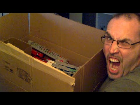 GotBot Goes Live: Transformers Unboxing, Earthrise 2 Packs, Newage Reflector