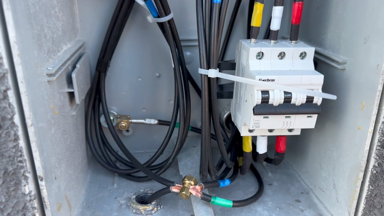 Serviço de Montagem do Padrão de Entrada de Energia Elétrica