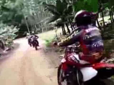 Em Maio de 2014 - 4° Encontro de Trilheiros Recrutas da Lama Corupá / SC.