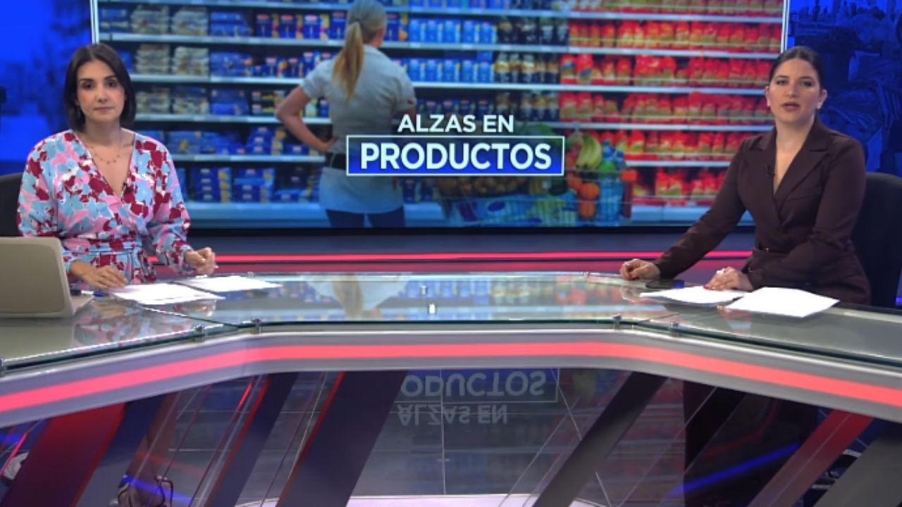 Rueda de prensa del COE