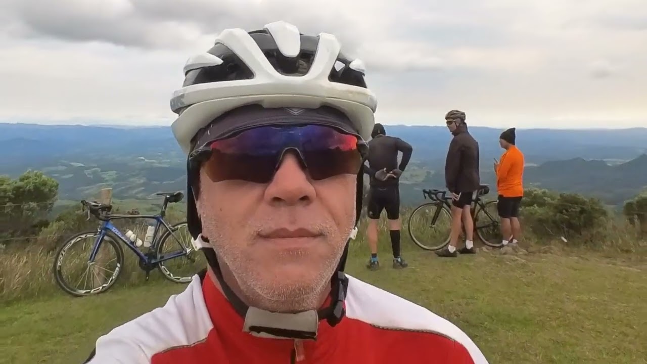 No Pico do Corvo Branco, vento forte mais de 70 km/h