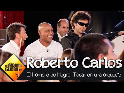 Roberto Carlos toca con Pablo Motos en la Film Symphony Orchestra - El Hormiguero 3.0