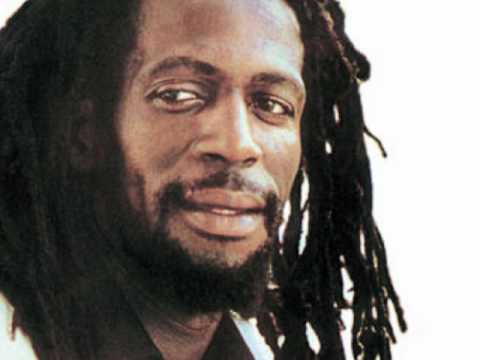 Gregory Isaacs - Red Rose For Gregory