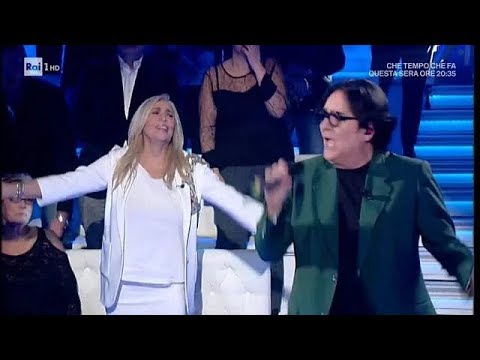 Renato Zero canta "I migliori anni della nostra vita" - Domenica in 25/11/2018