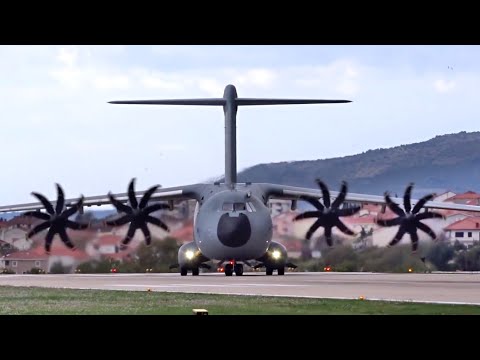 Luftwaffe Airbus A400M Atlas - Amazing Close-up Takeoff - Split Airport LDSP/SPU