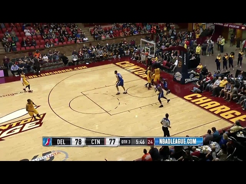 Russ Smith with the dunk!