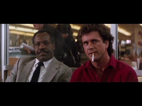 Lethal Weapon 2 - Riggs smoking