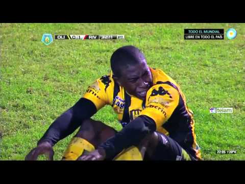 River empató en Bahía con Olimpo y no pudo llegar a la punta