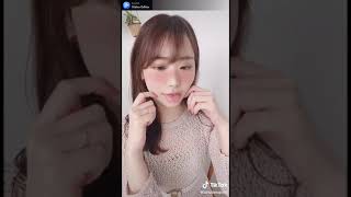 《TikTok》舌出しからの笑顔