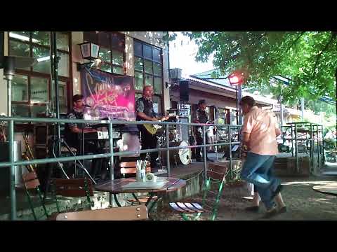 Cagey Strings 2013 im Augustiner am Wörthsee - Teddybear