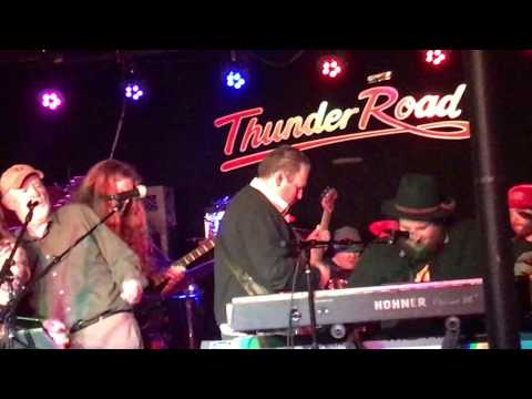 Bearly Dead.  Alabama Getaway 2/15/17 w/ Liz Biggar & Rick James